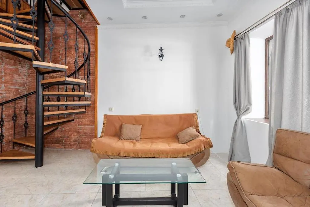 Super Comfortable House In City Tbilisi