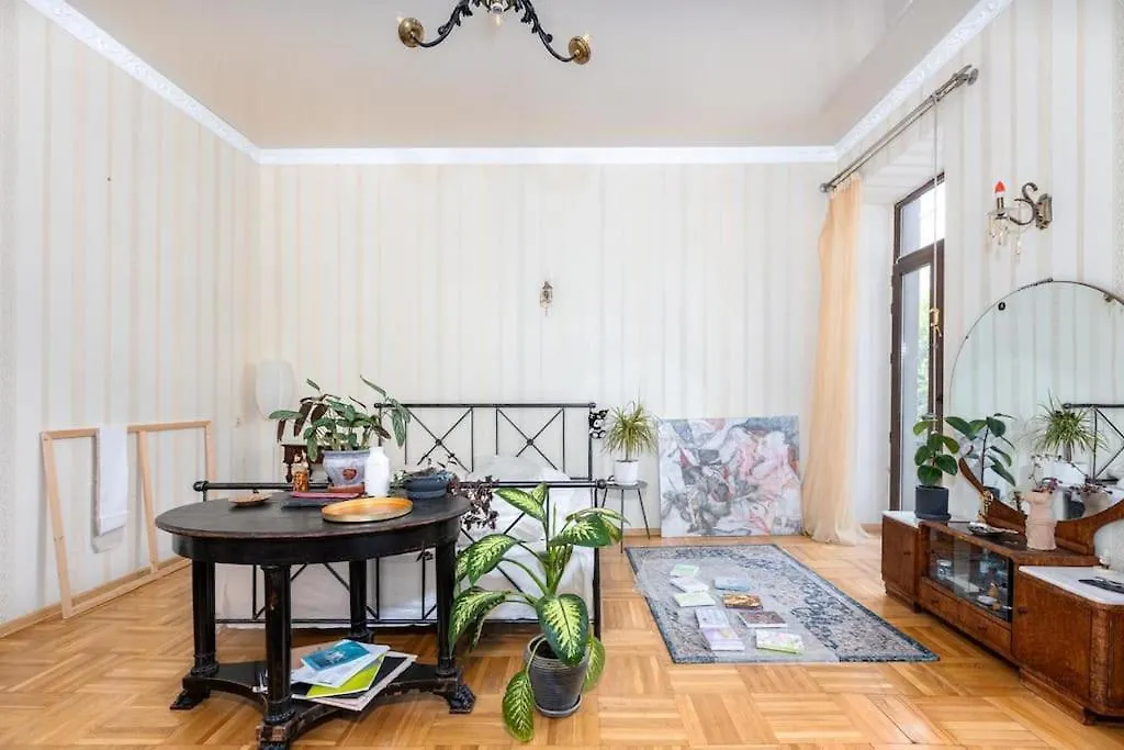 Super Comfortable House In City Tbilisi